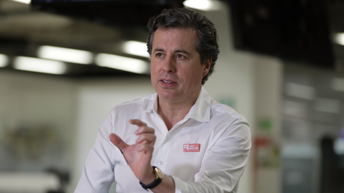 Juan Manuel Galán habla de la protección del neoliberalismo

 – En la mira