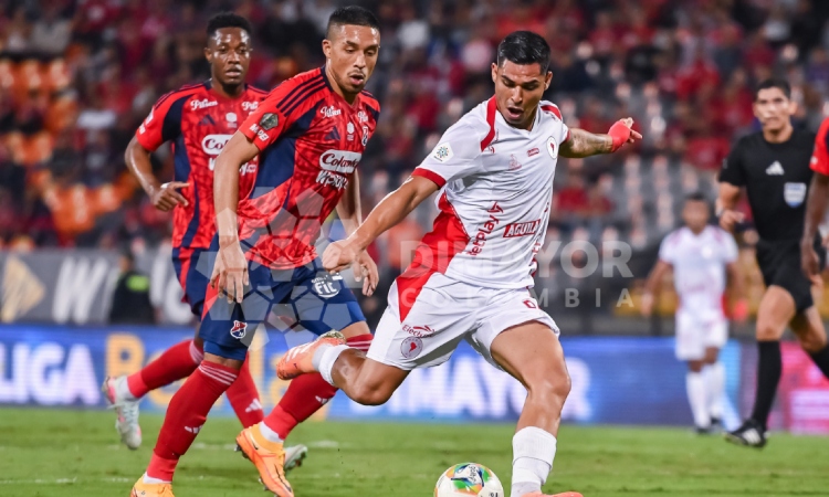 El partido entre América y Medellín sufrió un cambio inesperado

 – En la mira