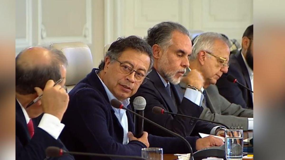 “Ataque ilegal se convierte en secuestro familiar”

 – En la mira