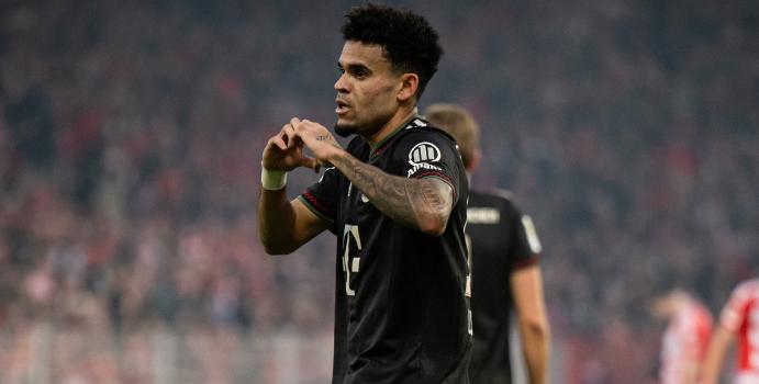 Bayern Múnich lanzó camiseta en honor a Luis Díaz

 – En la mira