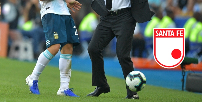 Reconocido DT quiere dirigir a Santa Fe: extranjero y ganador

 – En la mira