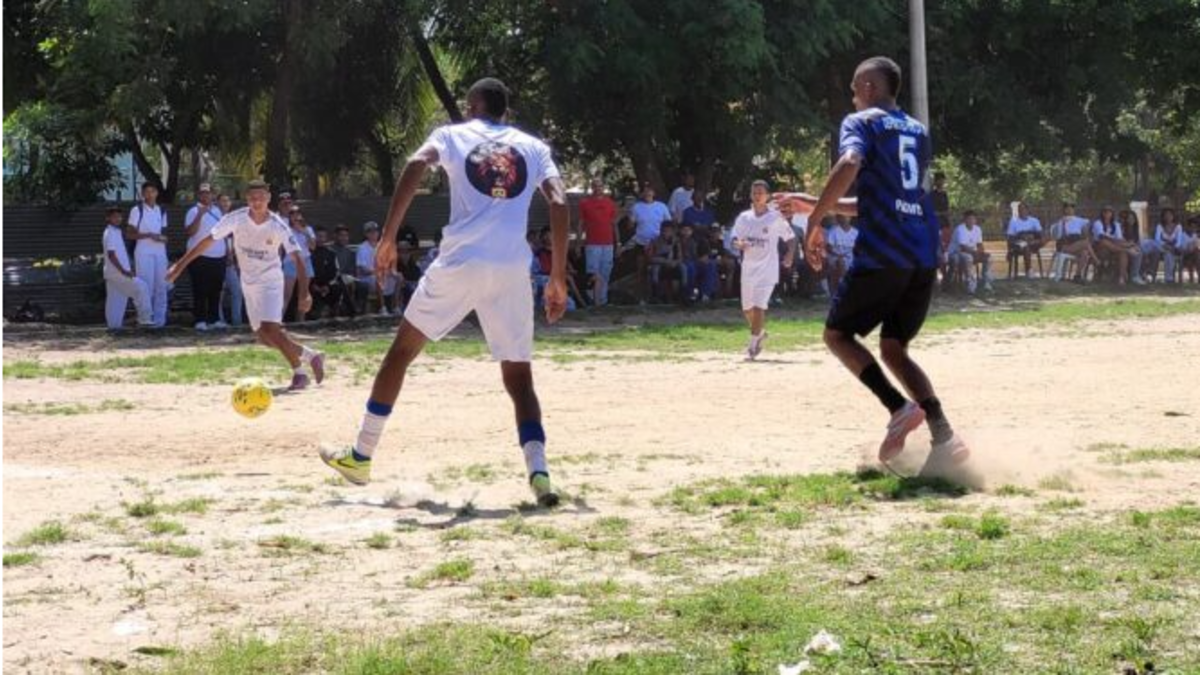 El partido entre Los Costeños y Los Pepes en Barranquilla enciende el debate sobre la paz urbana

 – En la mira