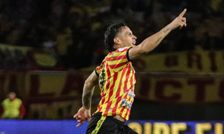 Pereira recibió ayuda inesperada para salir de su crisis financiera

 – En la mira