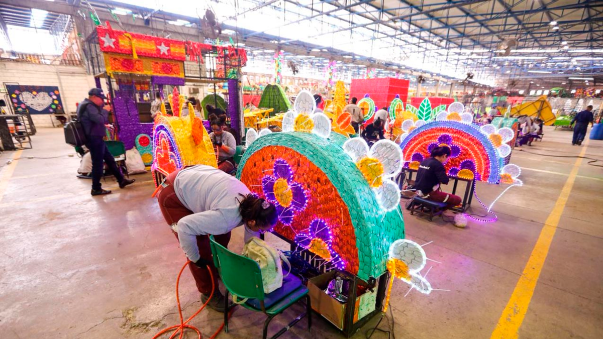 La capital de Antioquia se llenará de iluminación, donde la Navidad se entrelazará con luz, música y 350 años de historia

 – En la mira