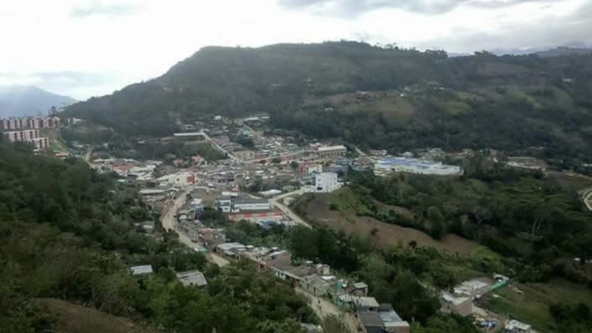 “No nos dejan vivir en paz”.

 – En la mira