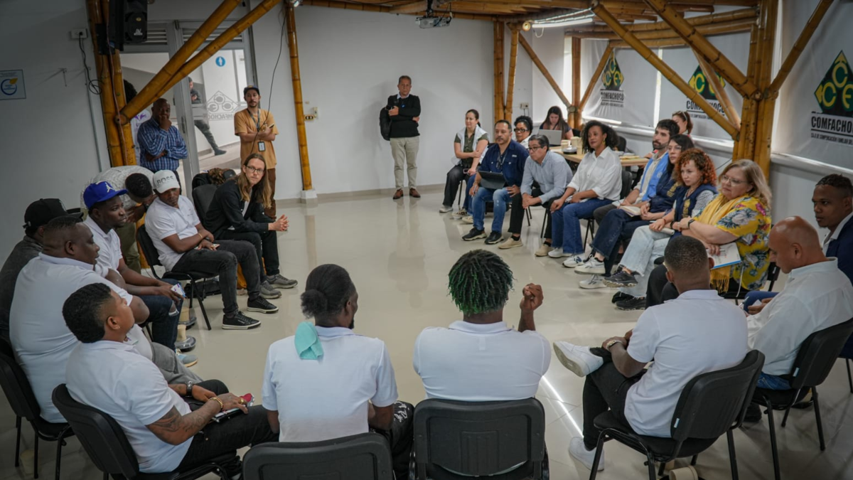 Nueva delegación del gobierno inició primera ronda de diálogo social y jurídico con maras en Quibdó

 – En la mira