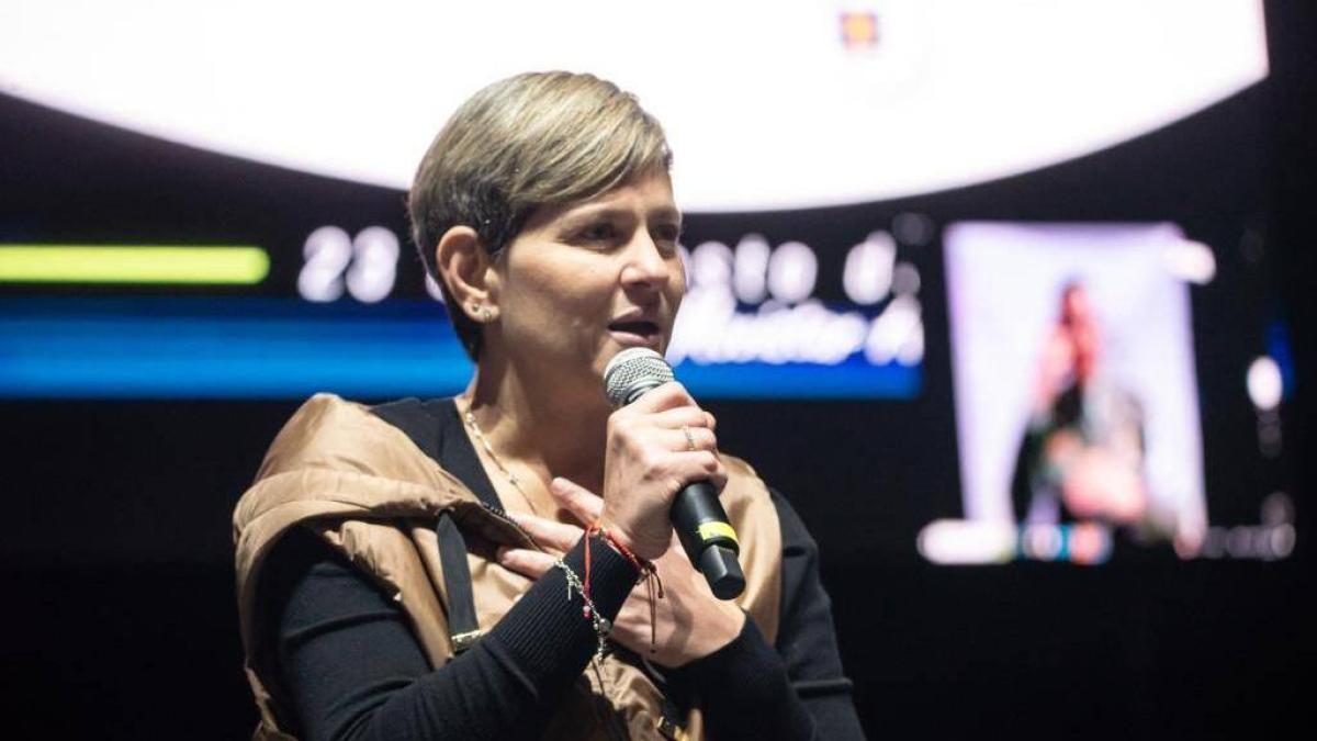 Verónica Alcocer reaparece y rompe su silencio tras el escándalo sobre su vida en Estocolmo y el contrato del avión Gripen: “Persecución y difamación”

 – En la mira