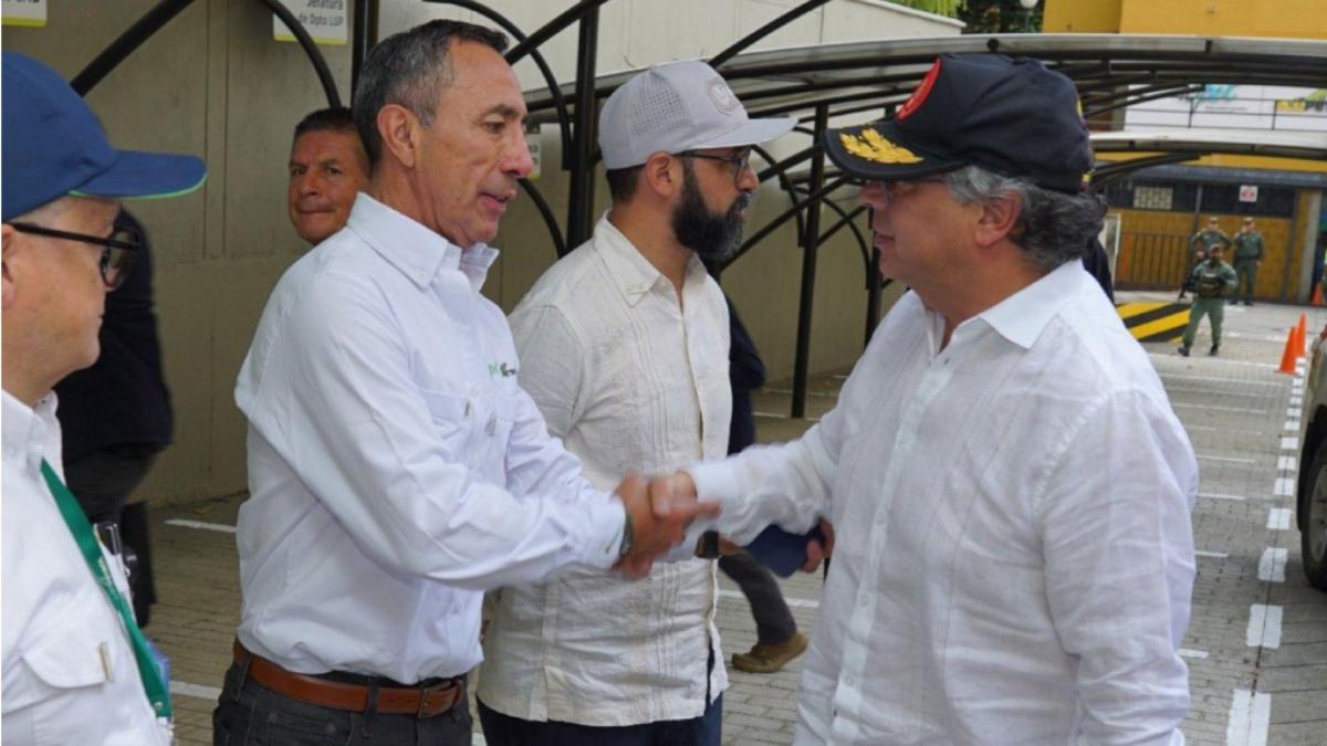 Presidente Petro envía mensaje a Ricardo Roa por presunto enriquecimiento de funcionario de Ecopetrol: “Hay que actuar”

 – En la mira