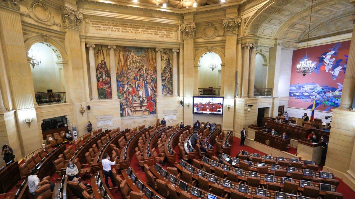 Proyectos clave estancados debido al período electoral.

 – En la mira