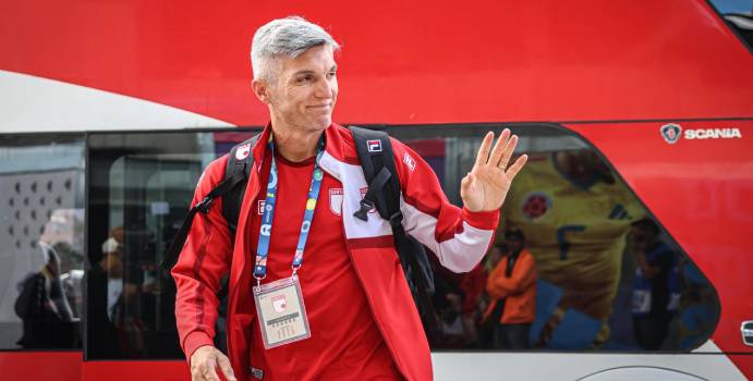 Santa Fe planea renovar por un año a Daniel Torres

 – En la mira