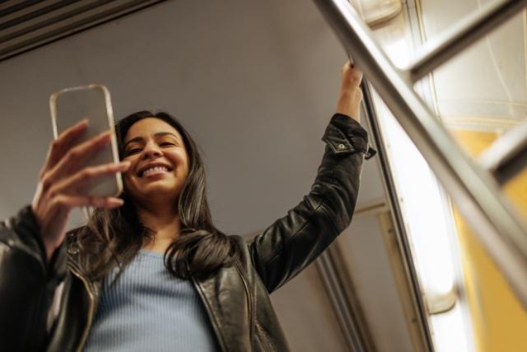 Telefónica Hispanoamérica reporta tres trimestres consecutivos de crecimiento en los sectores pospago y FTTH EXTRA

 – En la mira