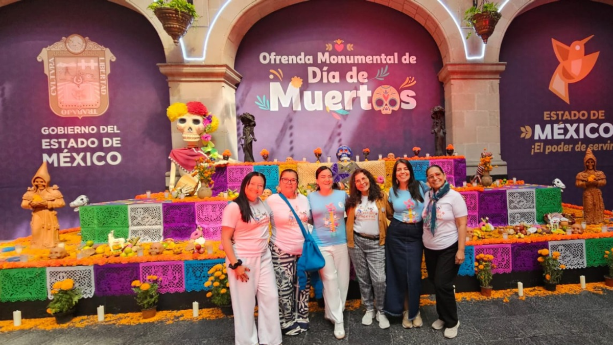 un encuentro intercultural que reunió a maestros caleños del Alfeñique y artesanos del Día de Muertos mexicano

 – En la mira