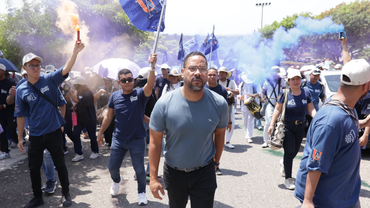 Se busca una solución en la Rada Suprema extraordinaria el próximo lunes

 – En la mira