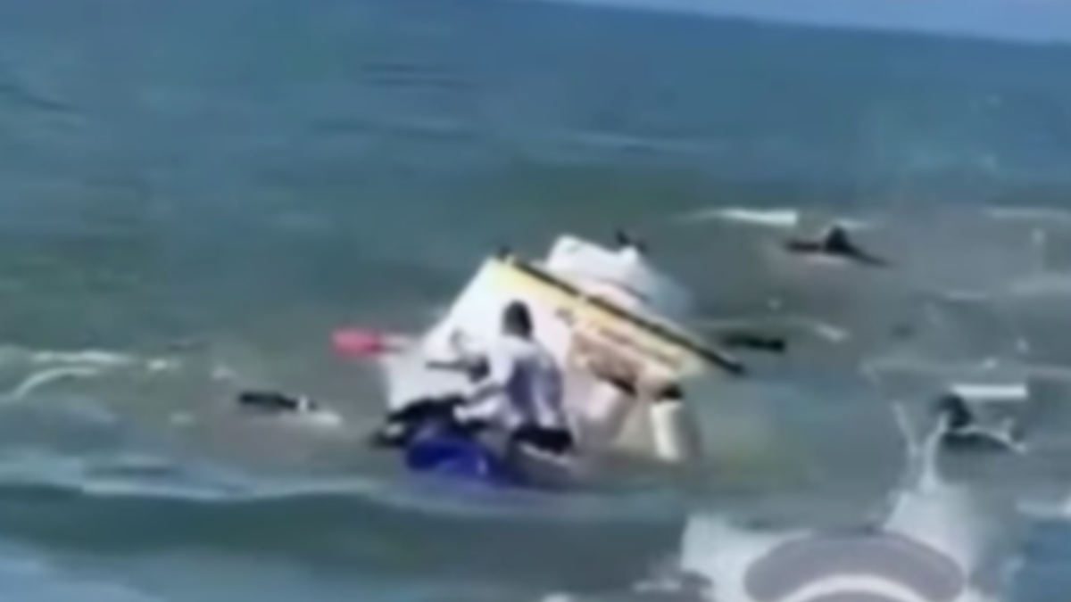 Las autoridades intentan determinar el número de muertos.

 – En la mira