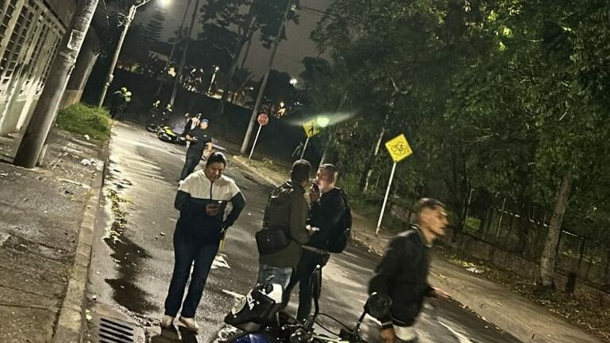 ¿Quiénes son los policías que murieron tras detonar dos explosivos mientras patrullaban en el sur de Cali?

 – En la mira