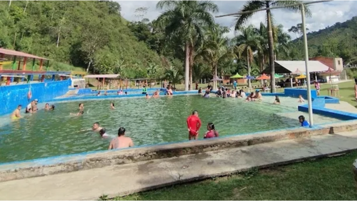 Una niña de seis años se ahogó mientras jugaba en la piscina de un balneario en Rionegro, Santander: sus padres estaban distraídos

 – En la mira