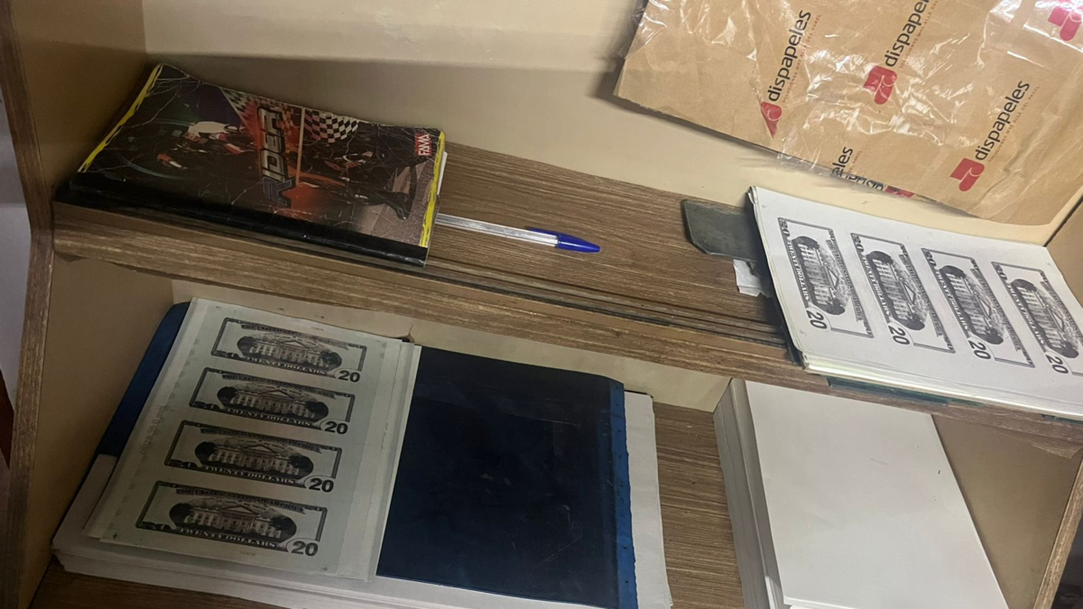 Más de un millón de personas dispuestas a participar en actividades ilegales.

 – En la mira