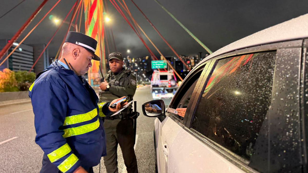 Medellín refuerza controles viales durante la temporada navideña y ya impuso 252 citaciones y 97 inmovilizaciones

 – En la mira