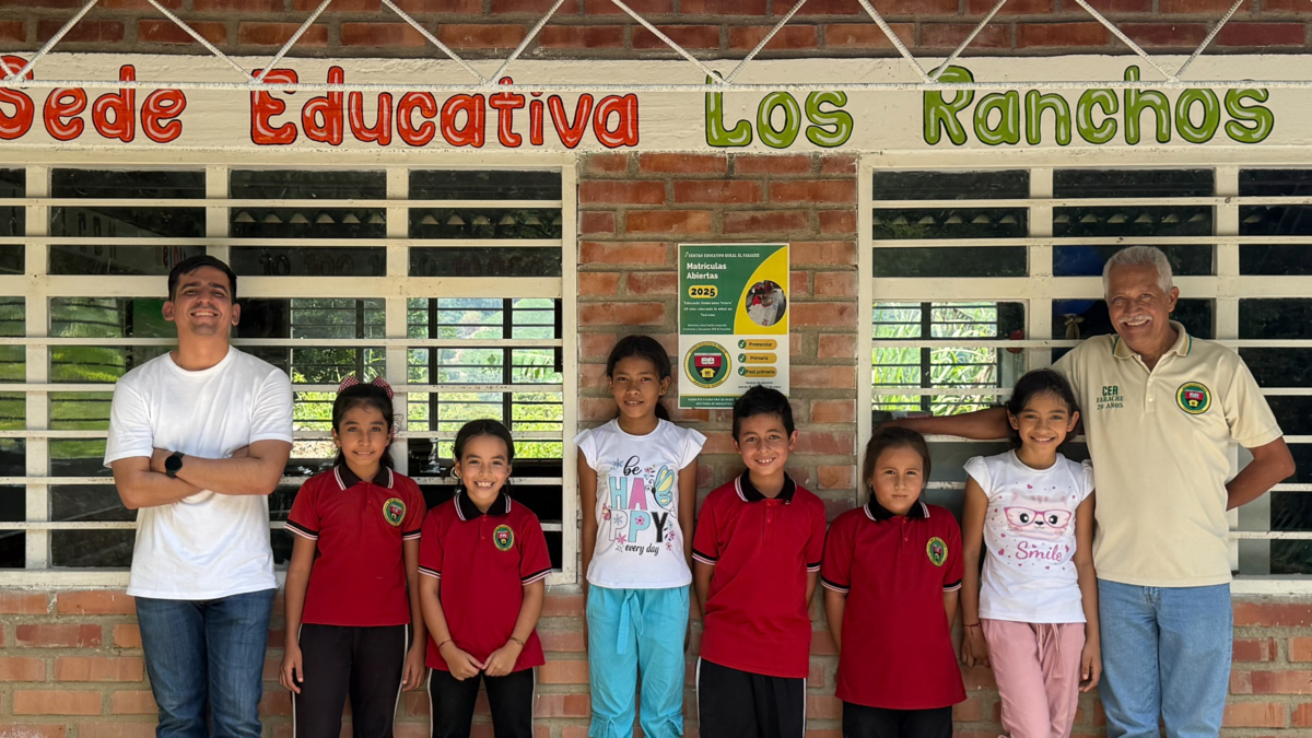 las historias detrás de rastros que viven el conflicto armado colombiano – En la mira