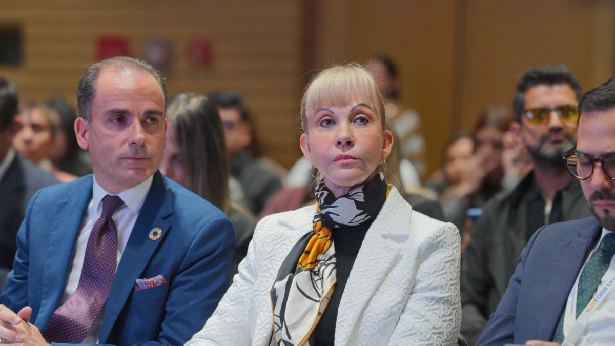 Gobernador Valle celebra avances en pobreza y competitividad a pesar de la violencia

 – En la mira