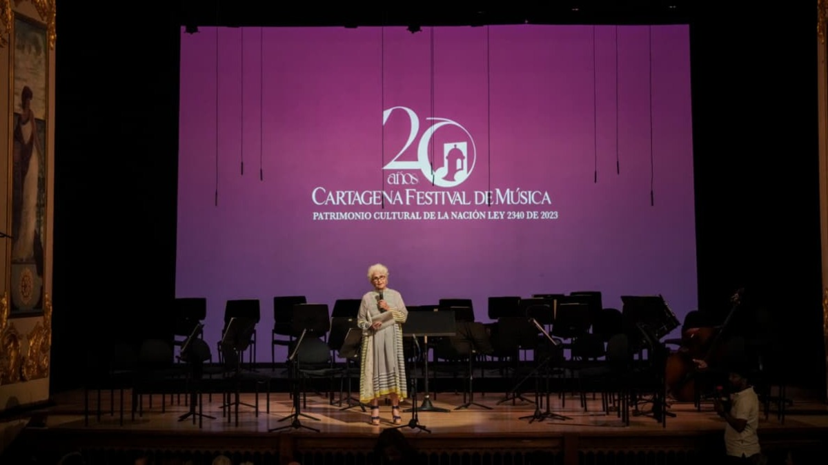 Julia Salvi felicita al Distrito por los trabajos de reparación del Teatro Adolfo Mejía, ícono cultural

 – En la mira