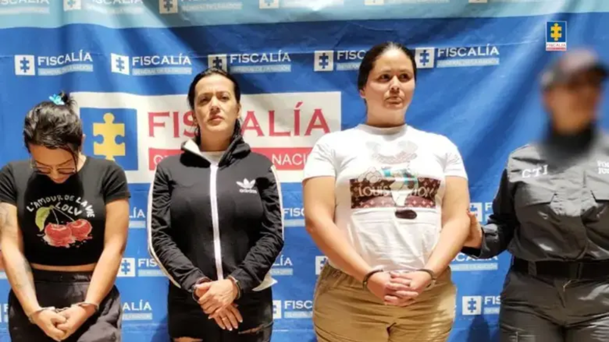 Mujeres acusadas de realizar cirugías estéticas irregulares en Medellín y contagiar a decenas de pacientes con bacterias mortales

 – En la mira