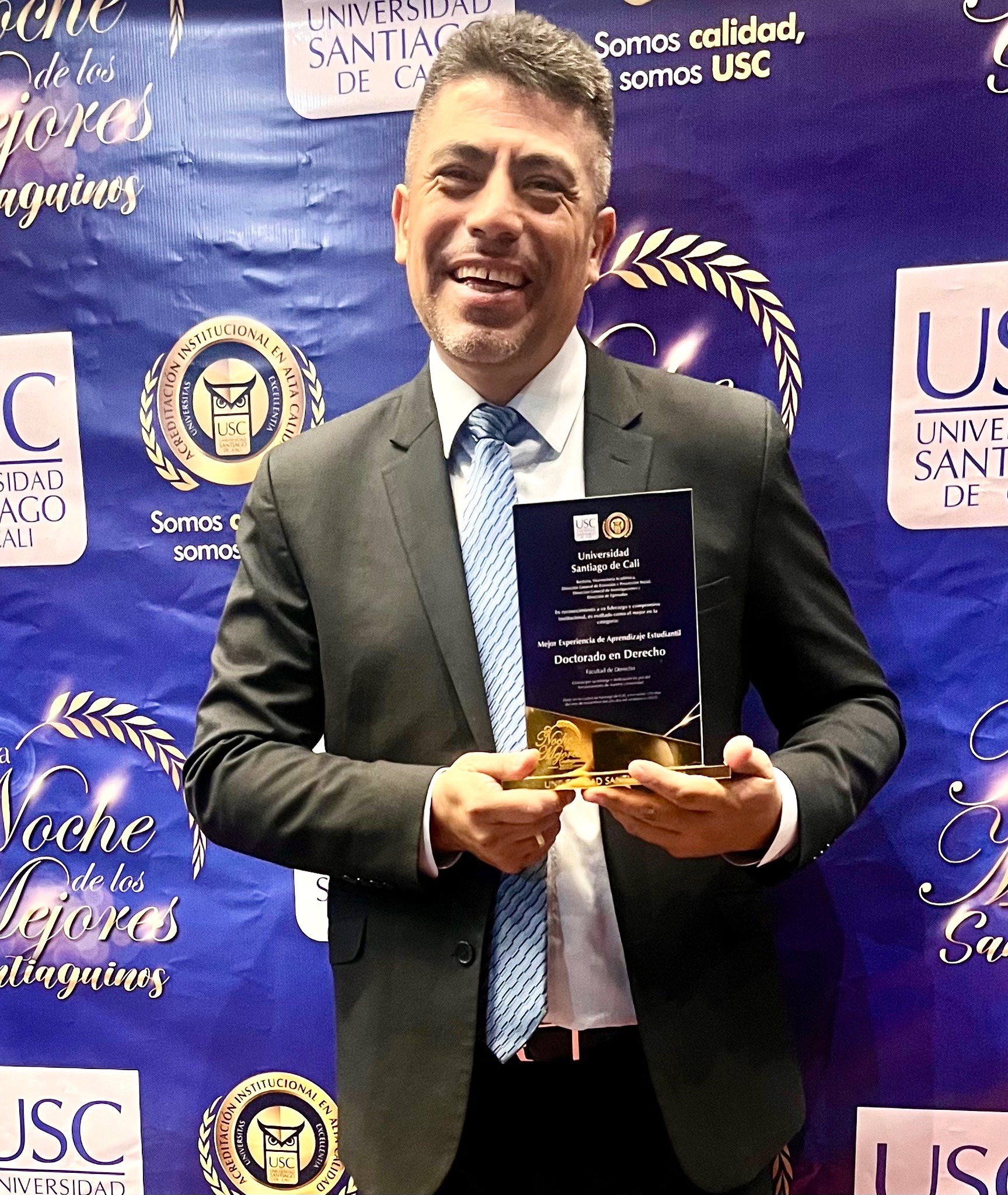 Hader Luna, Ejemplo de Excelencia Académica – EXTRA

 – En la mira