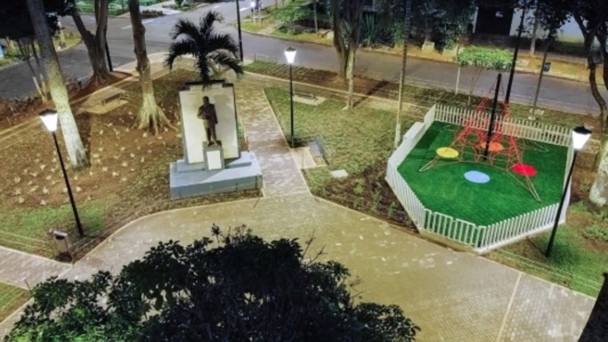 Impusieron 39 citaciones a personas que comían alimentos en espacios públicos tras la entrada en vigor del decreto

 – En la mira