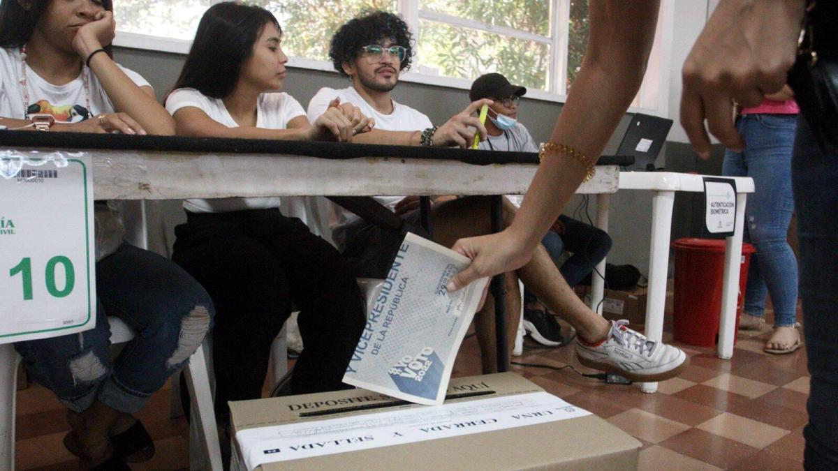 Las zonas urbanas votan más por la presidencia, las periferias y el Caribe por el Congreso

 – En la mira