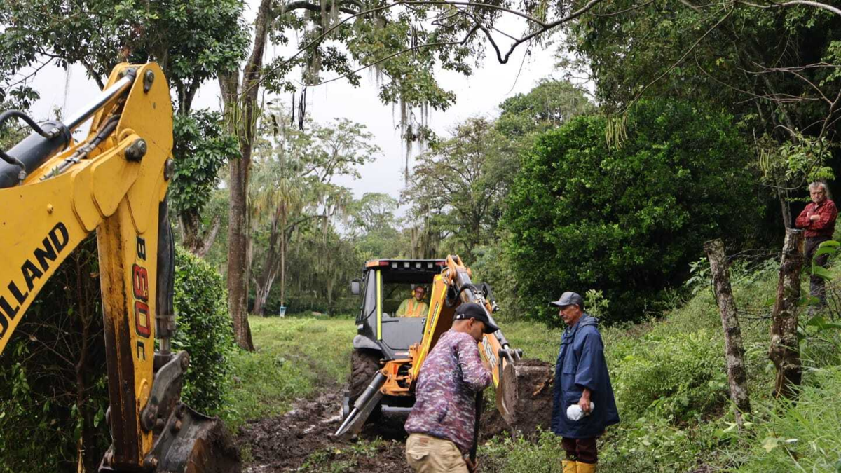 Situaciones de crisis en 25 municipios y existe riesgo de que más de 13.000 habitantes queden aislados en Buga

 – En la mira
