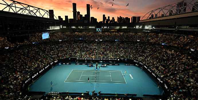 Zheng Qinwen queda fuera del Abierto de Australia 2026

 – En la mira