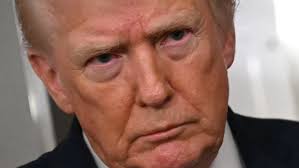 Si el Tribunal falla en contra de los aranceles, “¡estamos jodidos!”: Trump

 – En la mira