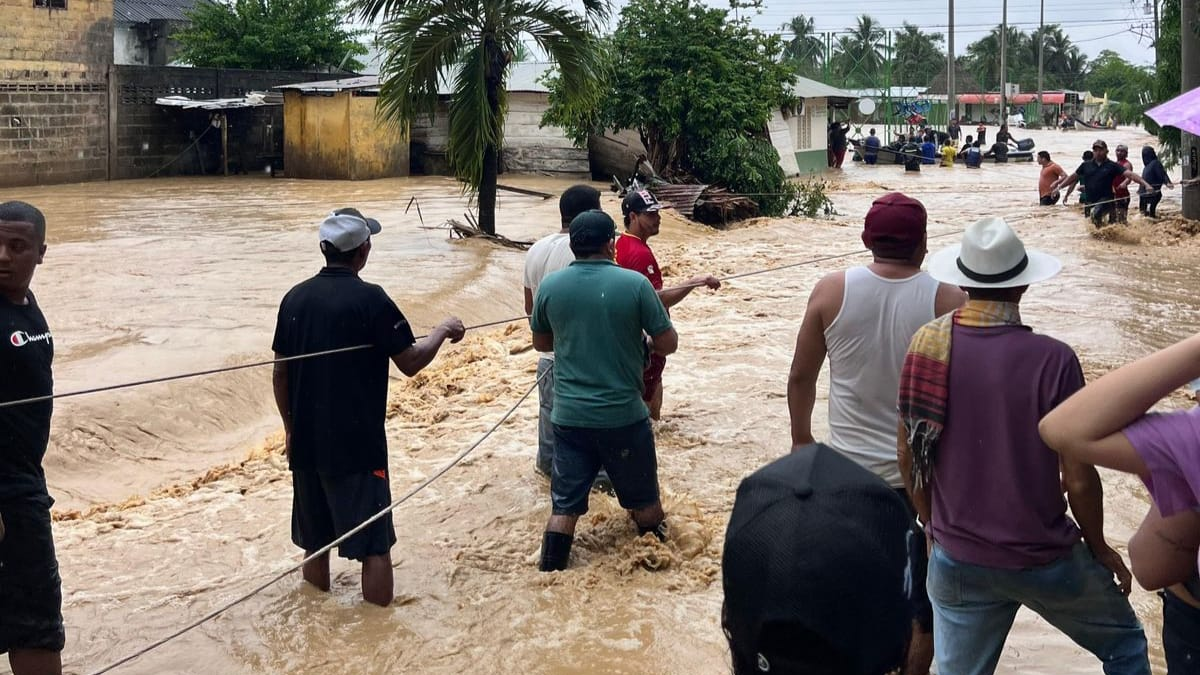 Casi 15.000 permanecen aislados. estudiantes en el campo

 – En la mira
