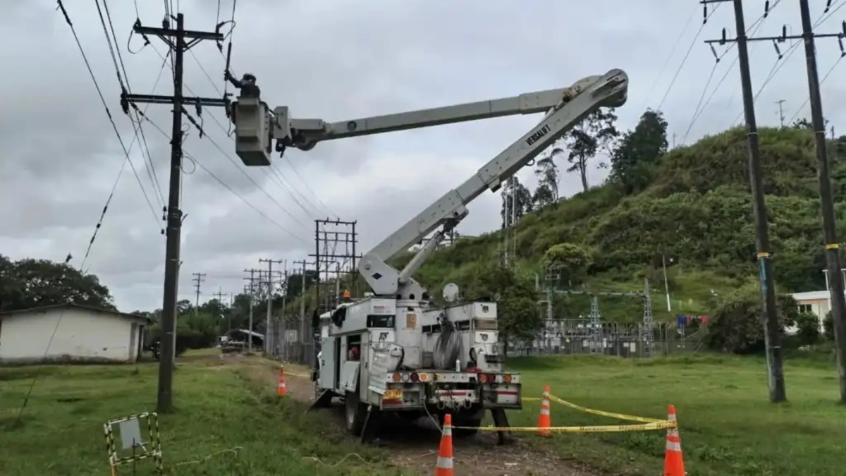 Un nuevo ataque con explosivos a la infraestructura eléctrica de Cajibío amenaza la estabilidad energética del Cauca

 – En la mira