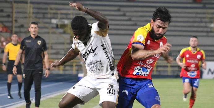 Deportivo Pasto derrotó a Llaneros y es líder único

 – En la mira
