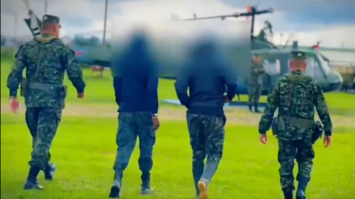 El ejército recupera menores reclutados por la estructura de Jaime Martínez en Jamundí

 – En la mira