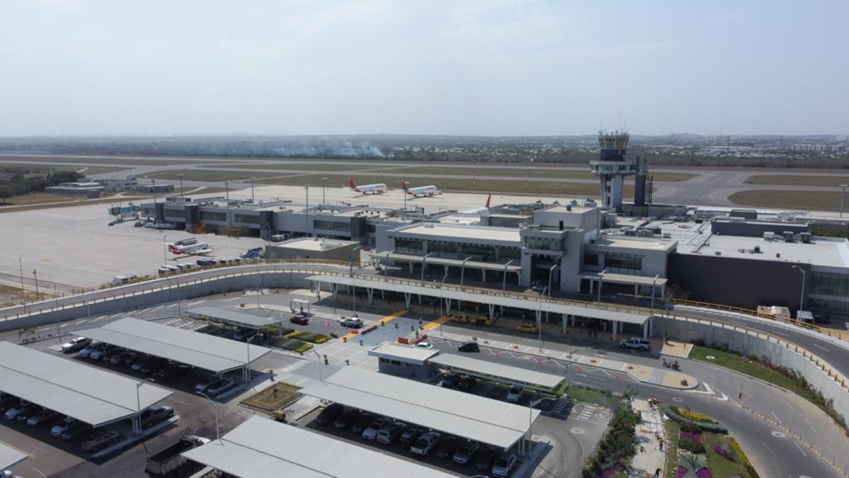 Aerocivil explica qué provocó la alarma sobre un presunto artefacto explosivo en el aeropuerto Ernesto Cortissoz de Barranquilla: “Equipo de perros”

 – En la mira