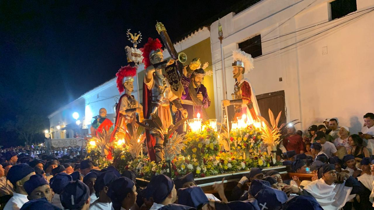Santa Cruz de Mompox, patrimonio cultural de la humanidad, ya está lista para albergar la Semana Santa más hermosa del país a orillas del río Magdalena

 – En la mira