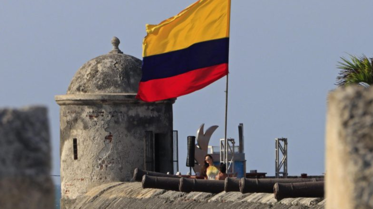Más de 100 agentes de tráfico trabajan en las carreteras.

 – En la mira