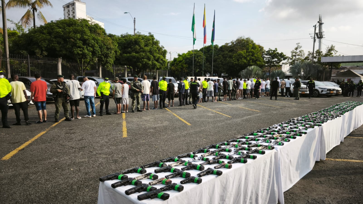 balance de la Oficina del Mariscal y la Policía

 – En la mira