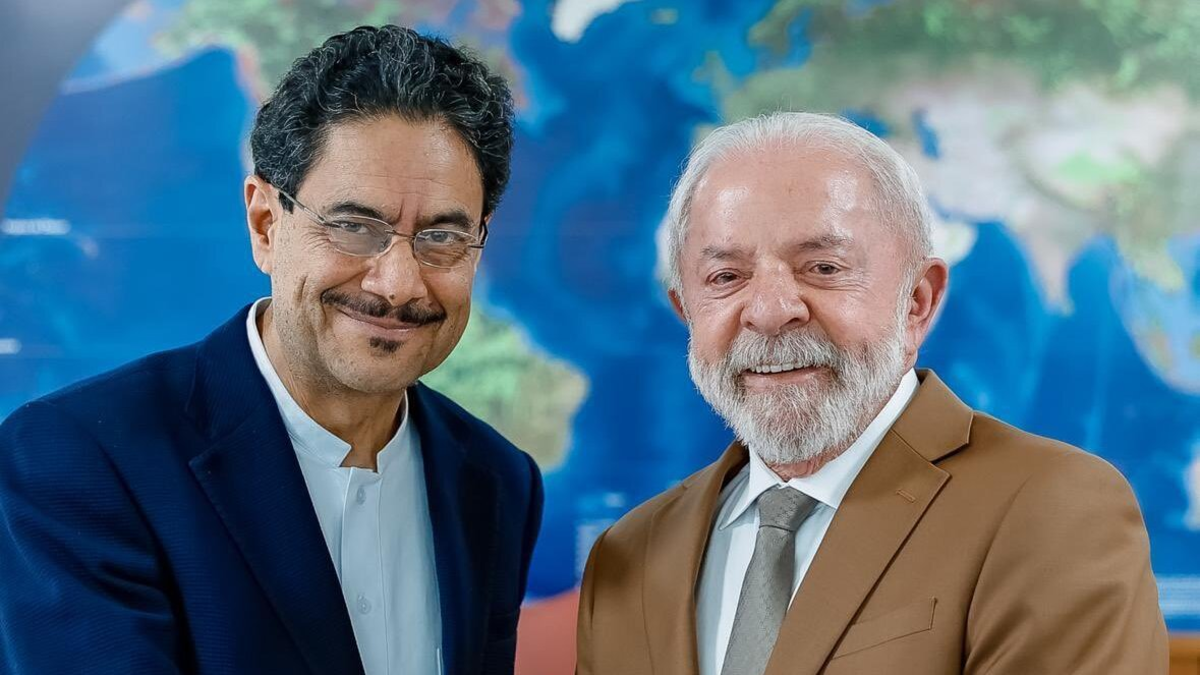 Iván Cepeda se reunió con el presidente de Brasil, Luiz Inácio Lula da Silva, 24 horas después de que registrara su candidatura.

 – En la mira