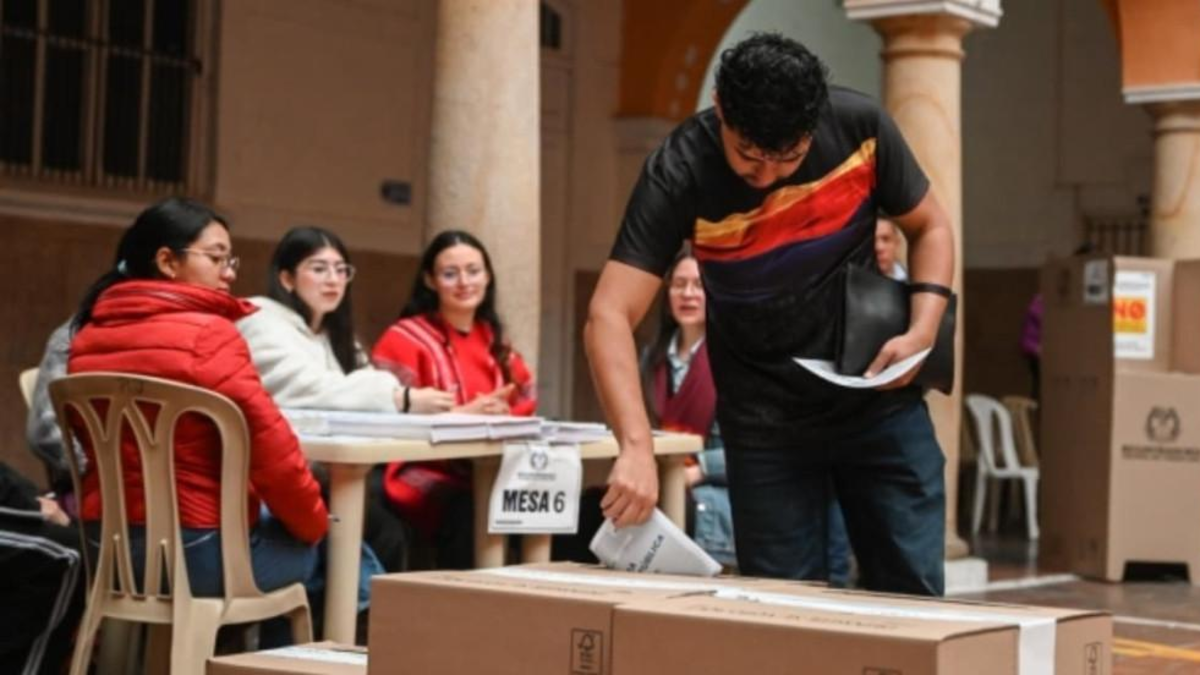fecha y sugiere cambiar sede de votación en Bogotá

 – En la mira