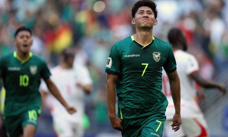 Bolivia vence a Surinam y jugará contra Irak por un lugar al Mundial

 – En la mira