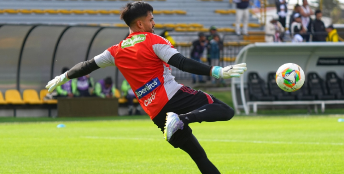 Junior derrotó a Internacional de Bogotá con Silveira como figura

 – En la mira