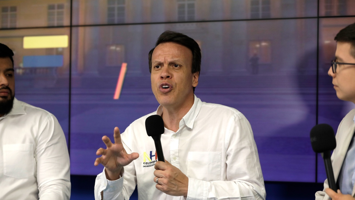 Leonardo Huerta, la fórmula vicepresidencial de Claudia López: “Hay gente que se disfraza para impresionar a los electores; nosotros no

 – En la mira