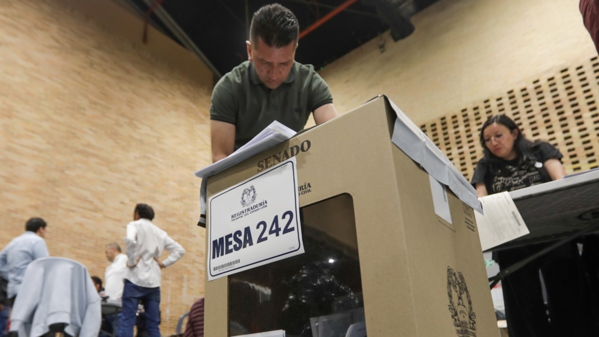 “Mal momento” del componente político del acuerdo de paz posparlamentario

 – En la mira