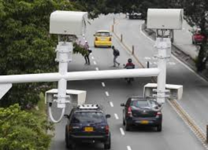 LAS CÁMARAS ENCENDIDAS NO FUNCIONAN – EXTRA

 – En la mira