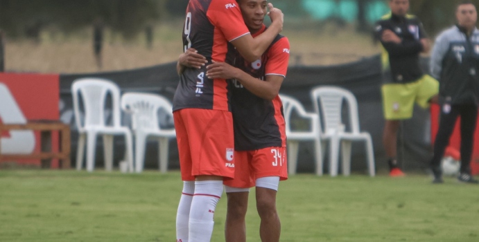 Fue titular y ahora volverá a jugar con Santa Fe en dos semanas

 – En la mira