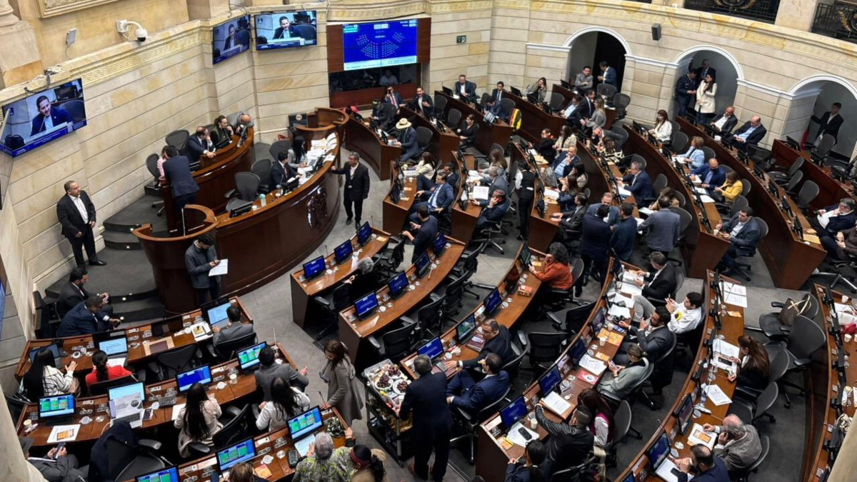 Proyectos importantes podrían hundirse

 – En la mira