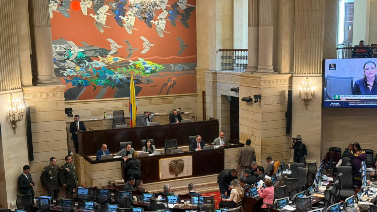 El proyecto de ley se presenta en el parlamento.

 – En la mira